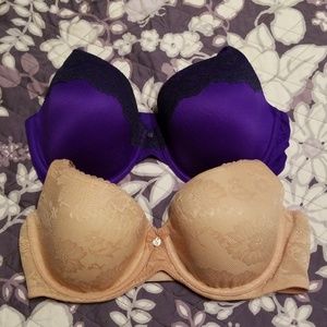2 Victoria's Secret bras size 36D